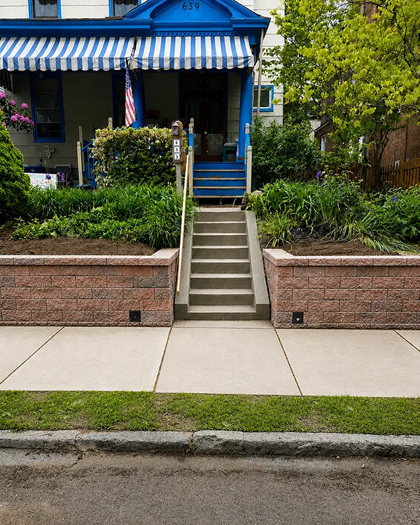 After Versalok Retaining Wall — Maryland Ave